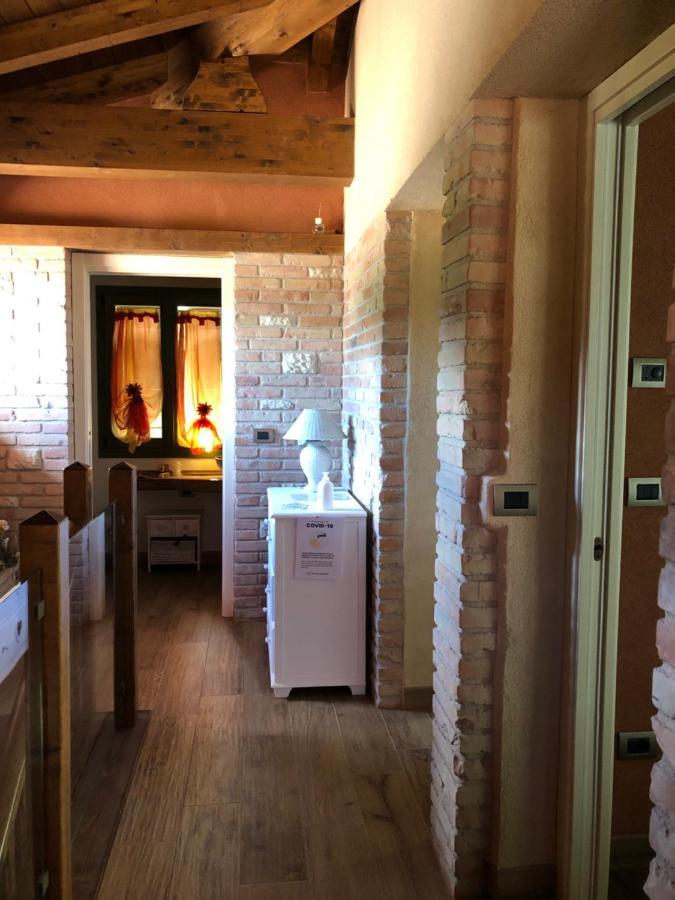 كاستليوني دي بيبولي B&B La Piazzetta المظهر الخارجي الصورة