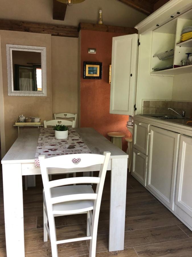 كاستليوني دي بيبولي B&B La Piazzetta المظهر الخارجي الصورة