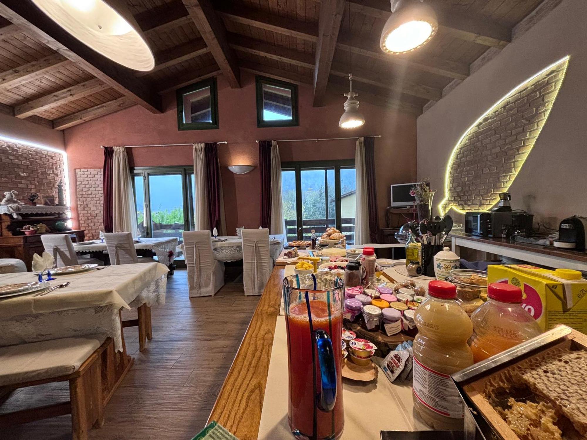 كاستليوني دي بيبولي B&B La Piazzetta المظهر الخارجي الصورة