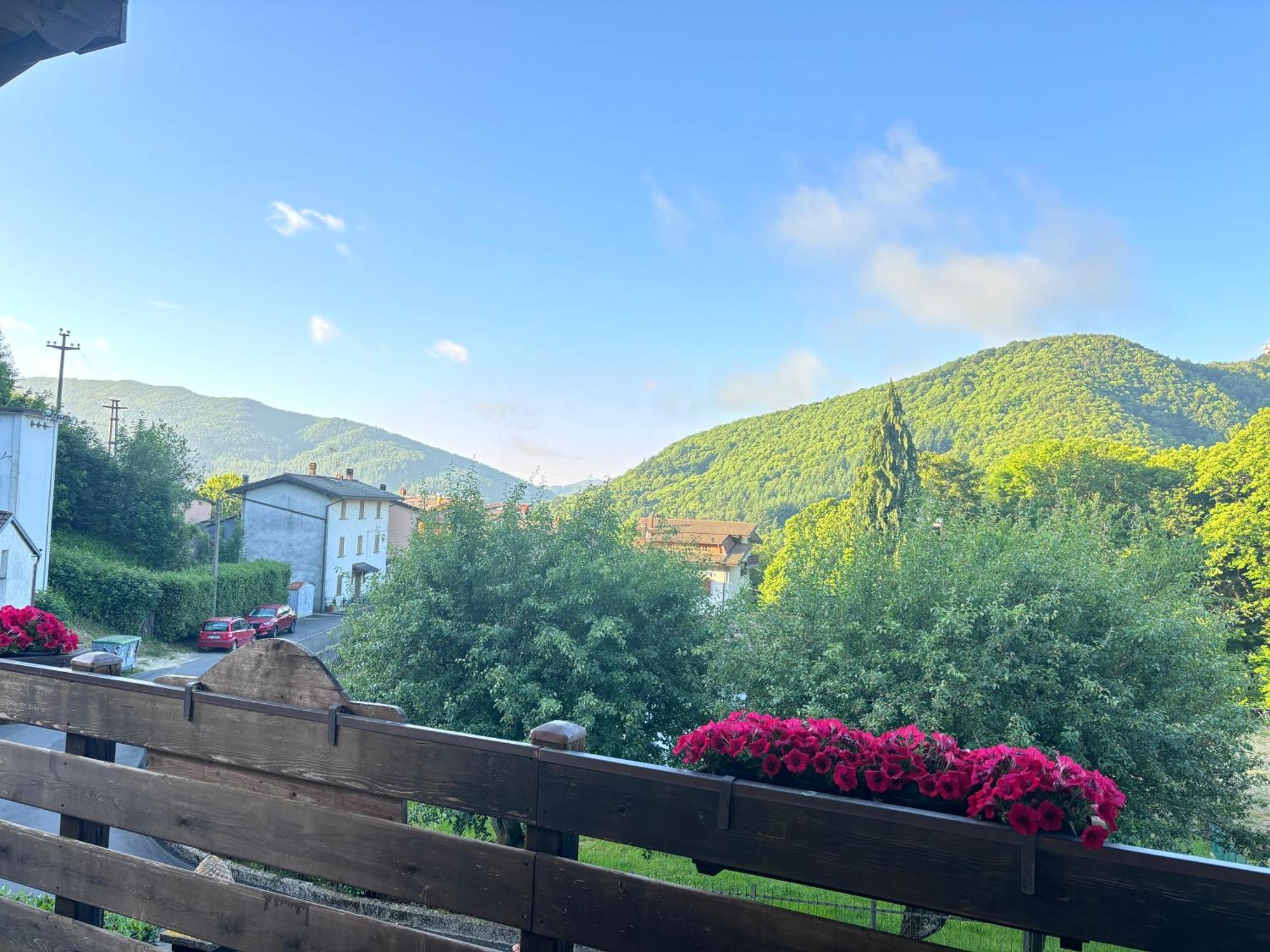 كاستليوني دي بيبولي B&B La Piazzetta المظهر الخارجي الصورة
