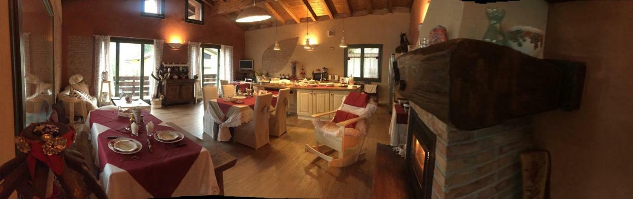 كاستليوني دي بيبولي B&B La Piazzetta المظهر الخارجي الصورة