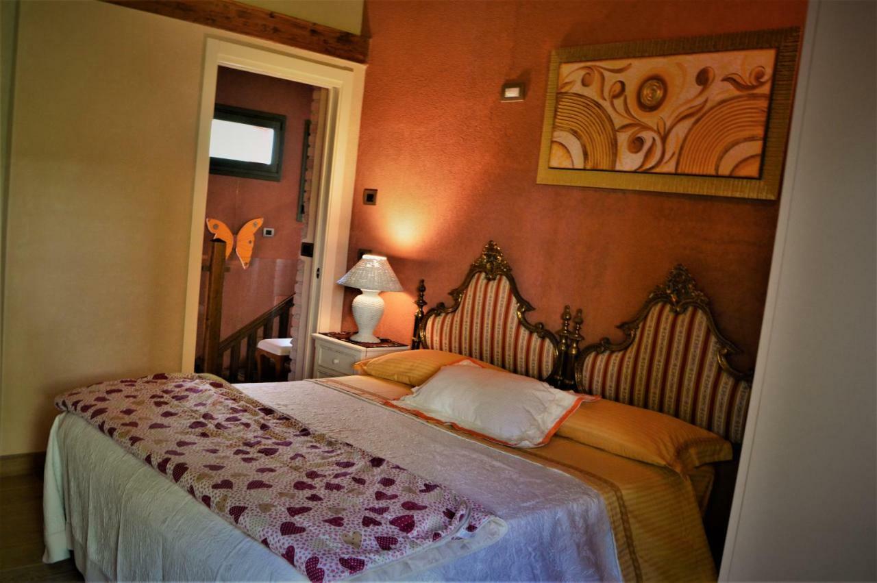 كاستليوني دي بيبولي B&B La Piazzetta المظهر الخارجي الصورة